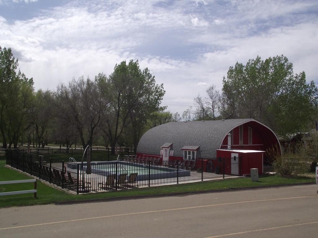 Dinosaur Trail Rv Resort & Cabins Drumheller Eksteriør billede